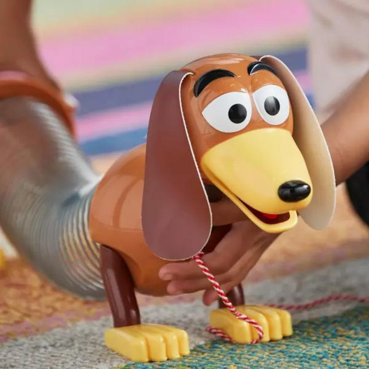 Σκυλάκι "Σούστας" Slinky Dog Interactive Talking Action Figure από το Toy Story, Με Ήχους (Αγγλικά) 17x27cm 3 Ετών+